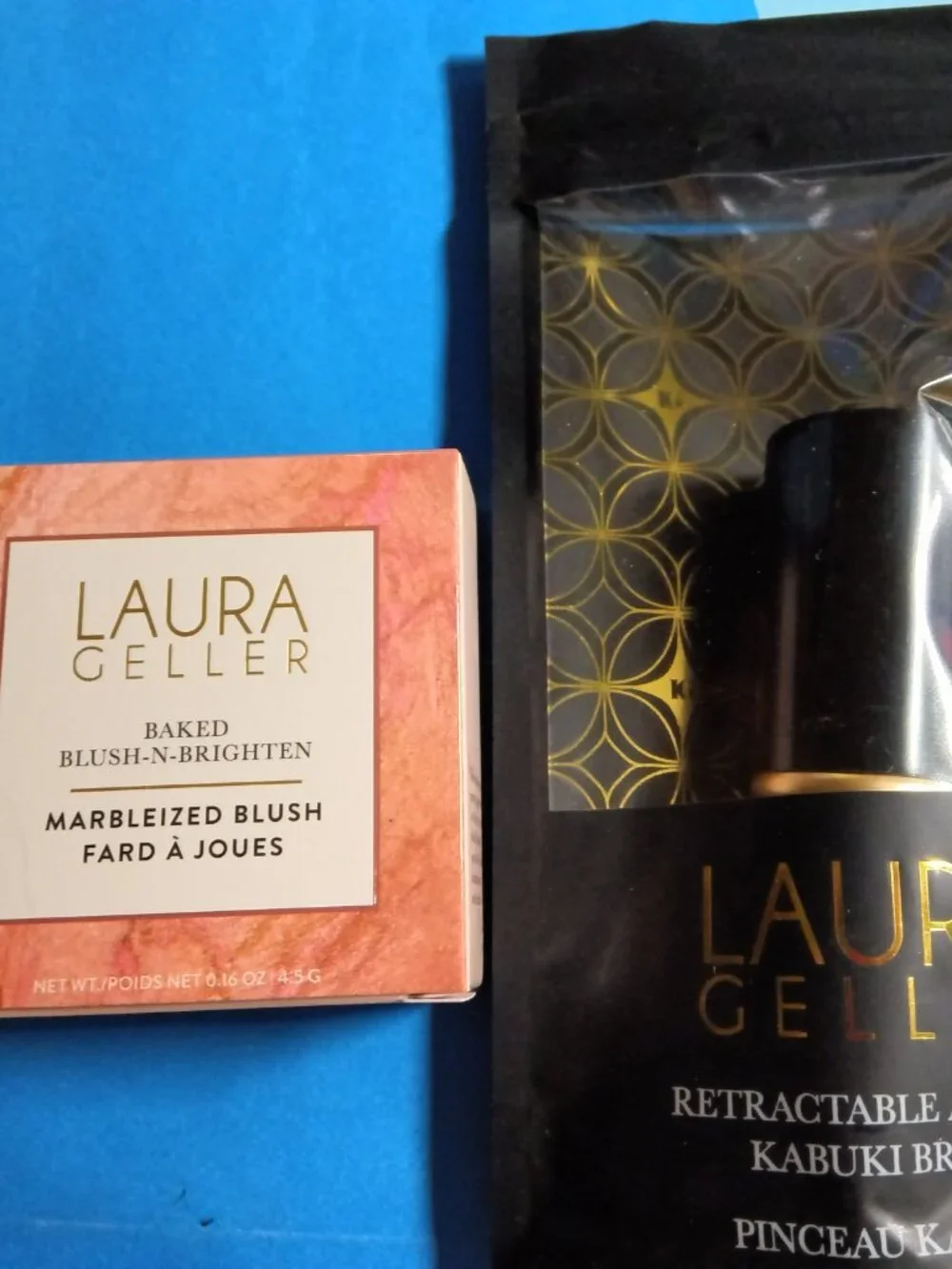 Laura Geller marbleized blush w/ retractable Kabuki brush